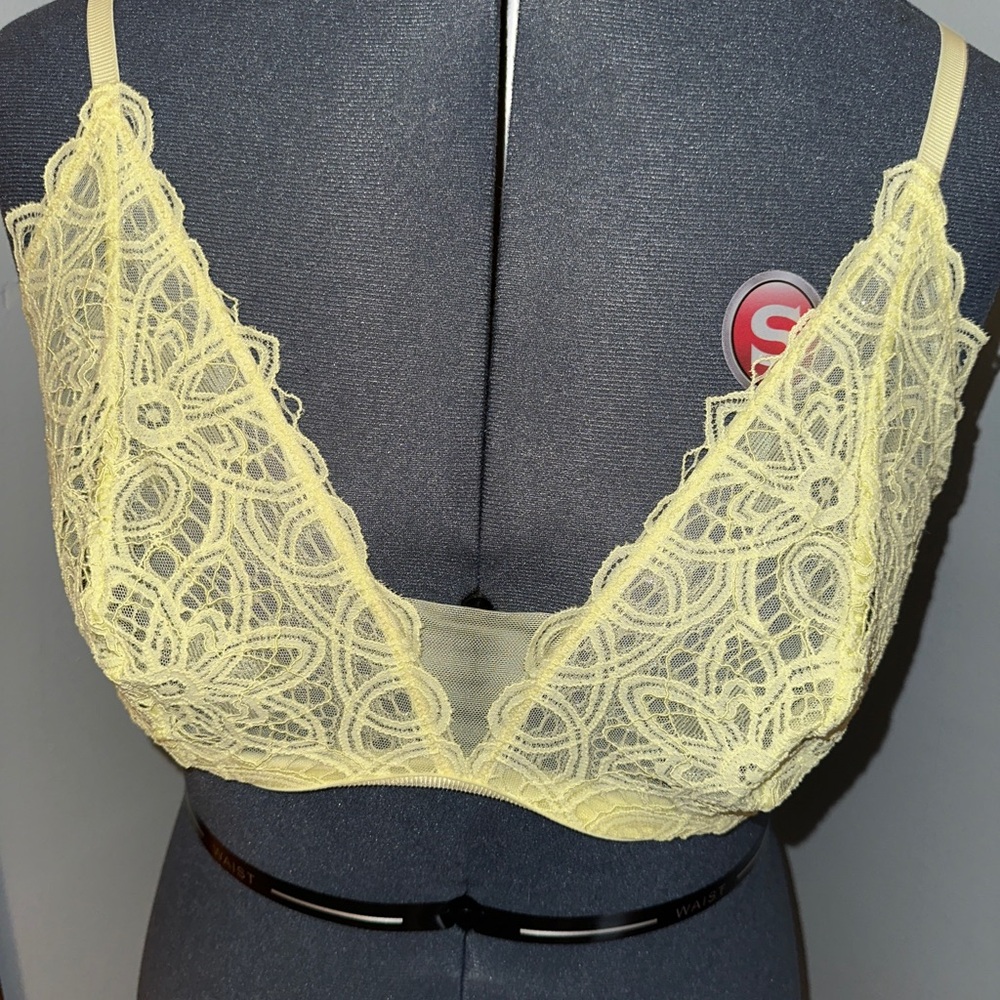 Third Love Triangle bralette set